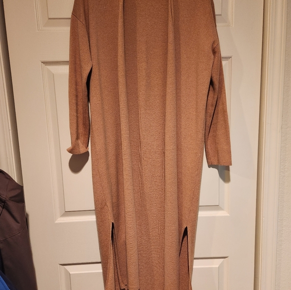 Long Sweater - Picture 3 of 4